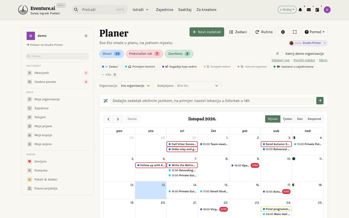 Planer: kalendar s gumbima izvora i otvorenim okvirom za brzo dodavanje.